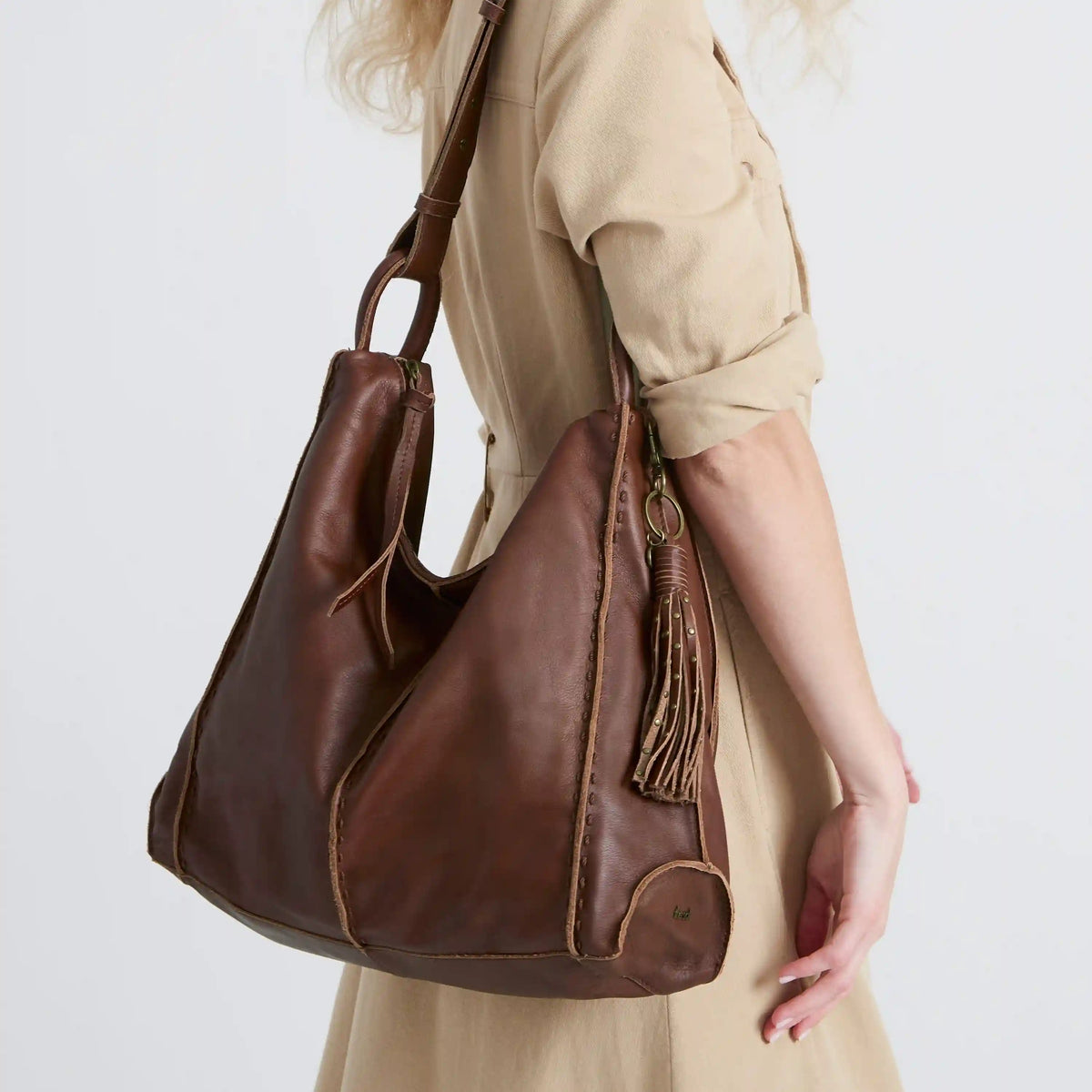 Los Feliz Bucket Hobo - Leather - Whiskey